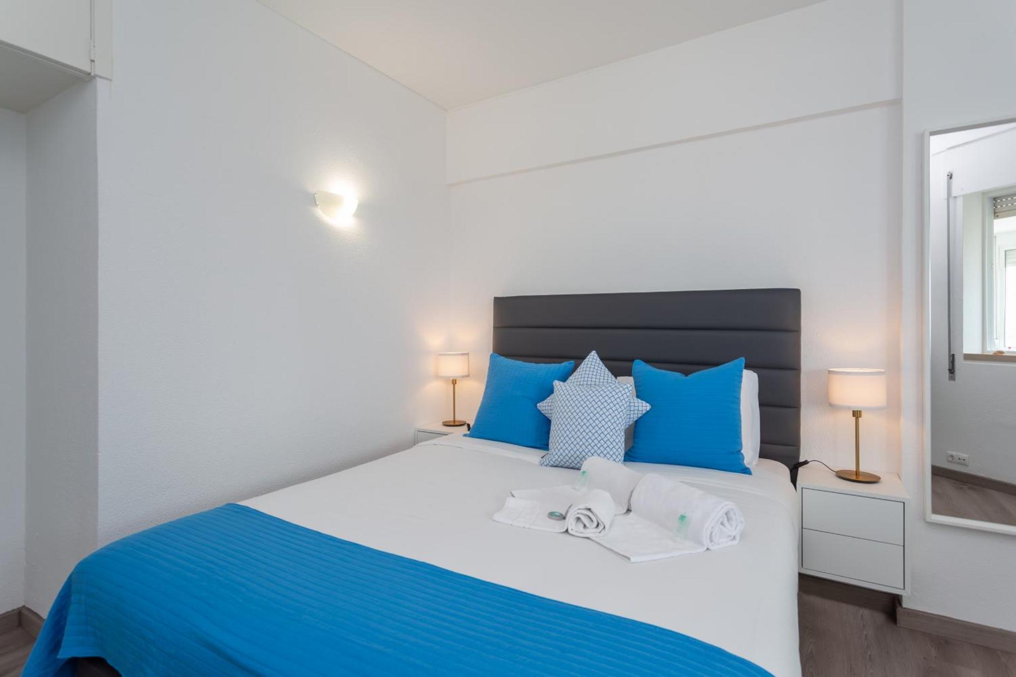 Beguest Beachfront Apartment Caparica Lisbon Costa de Caparica Eksteriør billede